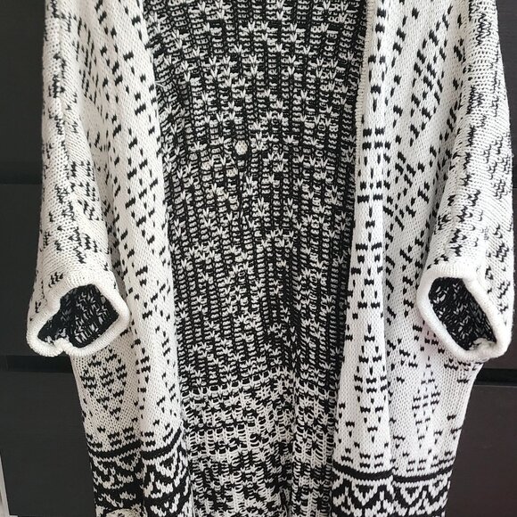 cardigan - Picture 1 of 3